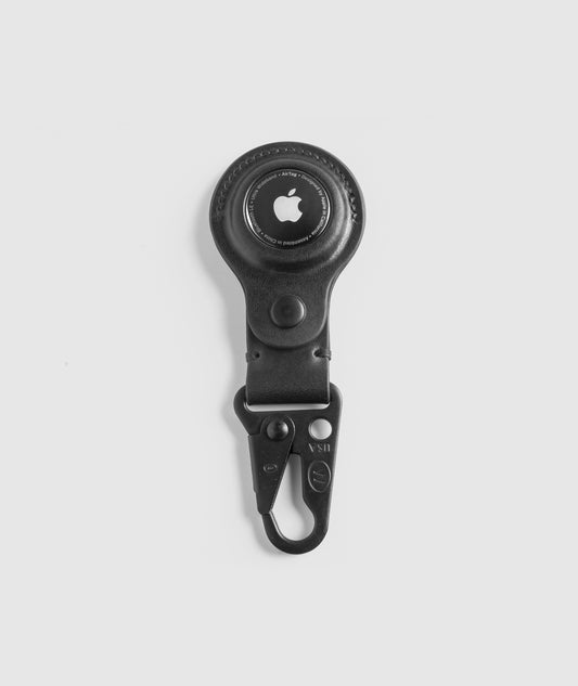 handmade Black leather apple airtag case keychain by darksails - porte clefs airtag en cuir noir fait main