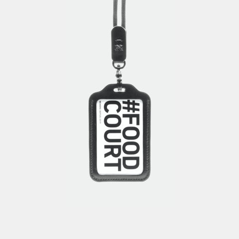 Porte-badge cuir noir vue de face avec paracorde nylon
