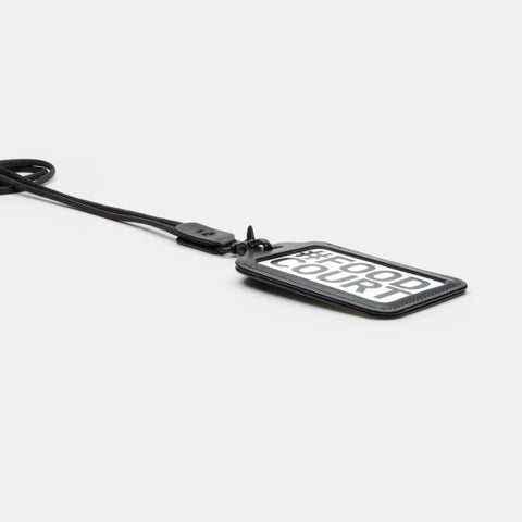 Porte-badge cuir noir profil fin avec connecteur paracorde