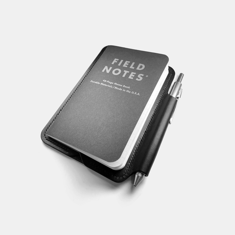 leather notebook desk pad - handmade in black full grain vegetable tanned leather - made in france - porte bloc notes de bureau en cuir noir à tannage végétale naturel pleine fleur - darksails