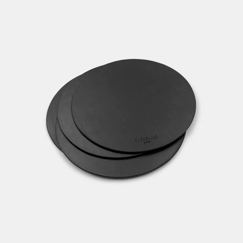 Leather mousepad showing 3mm full-grain construction and durability